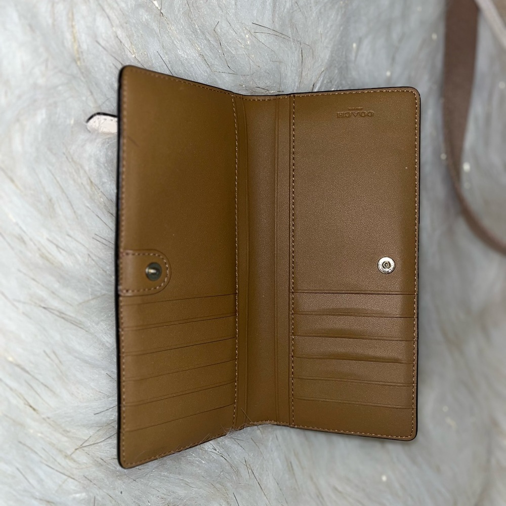 Coach Slim Wallet In Signature Canvas - Picture 4 of 4